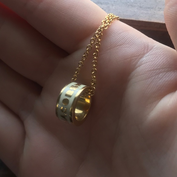 Marc Jacobs Gold Necklace - Picture 4 of 5